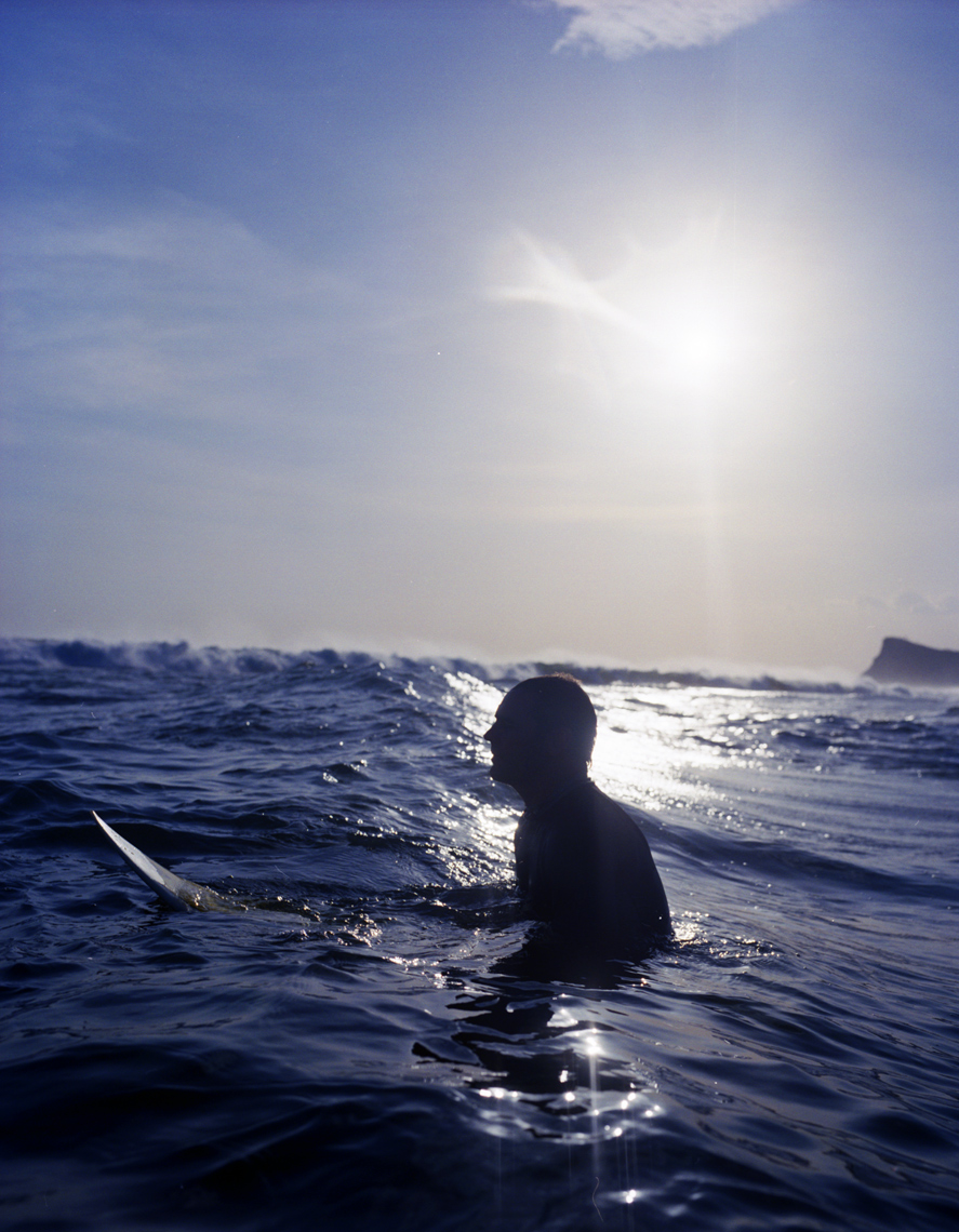 Nicaragua-Surfer-backlit