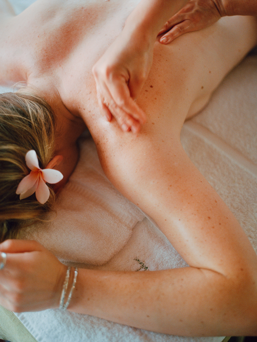 SINGAPORE, Asia, woman receiving back massage at Sentosa Spa